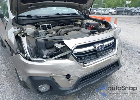 2018 Subaru Outback 2.5I из США, поврежденный, VIN 4S4BSAAC1J3309179